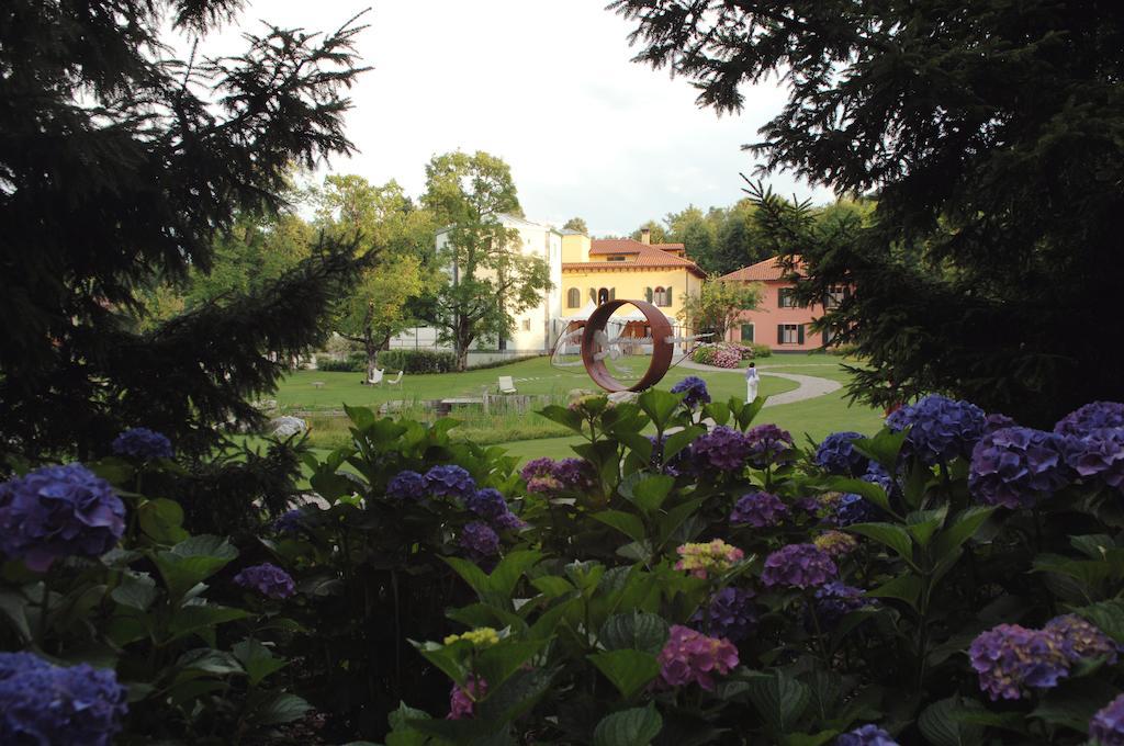 Hotel La Locanda Del Notaio Pellio Intelvi Exterior foto